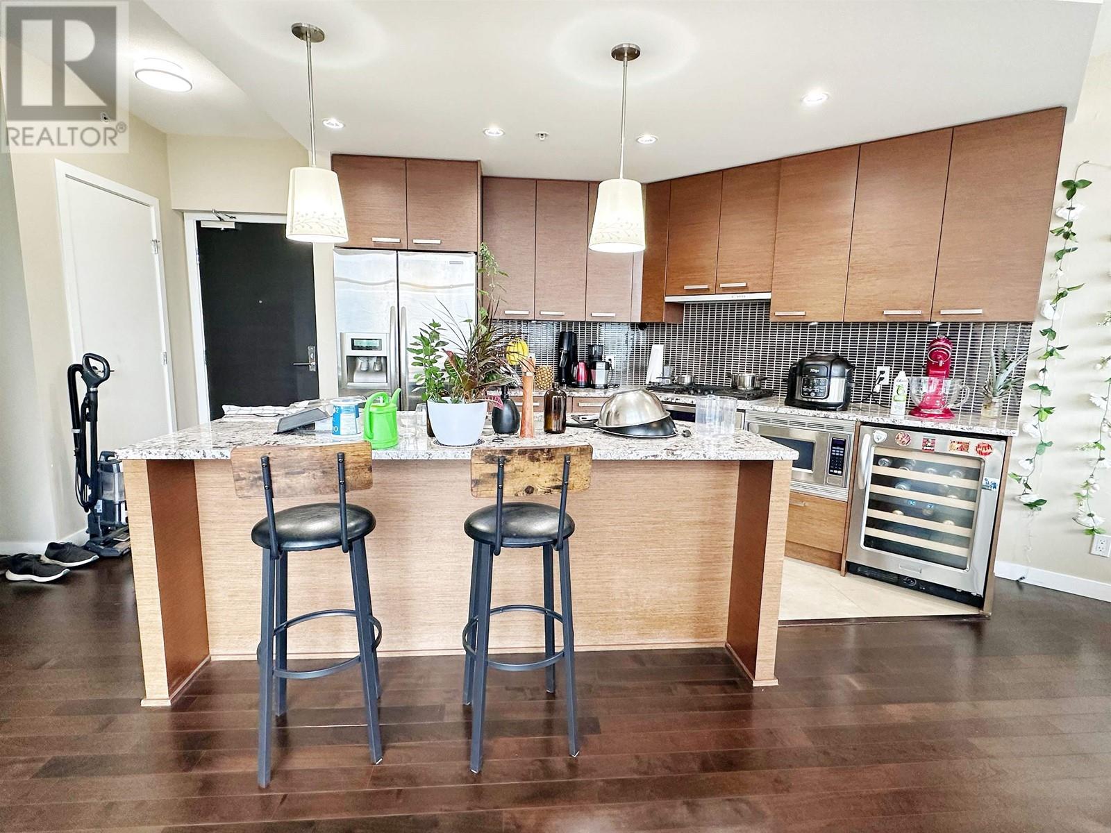 1705 6188 Wilson Avenue, Burnaby, British Columbia  V5H 0A5 - Photo 4 - R2823117