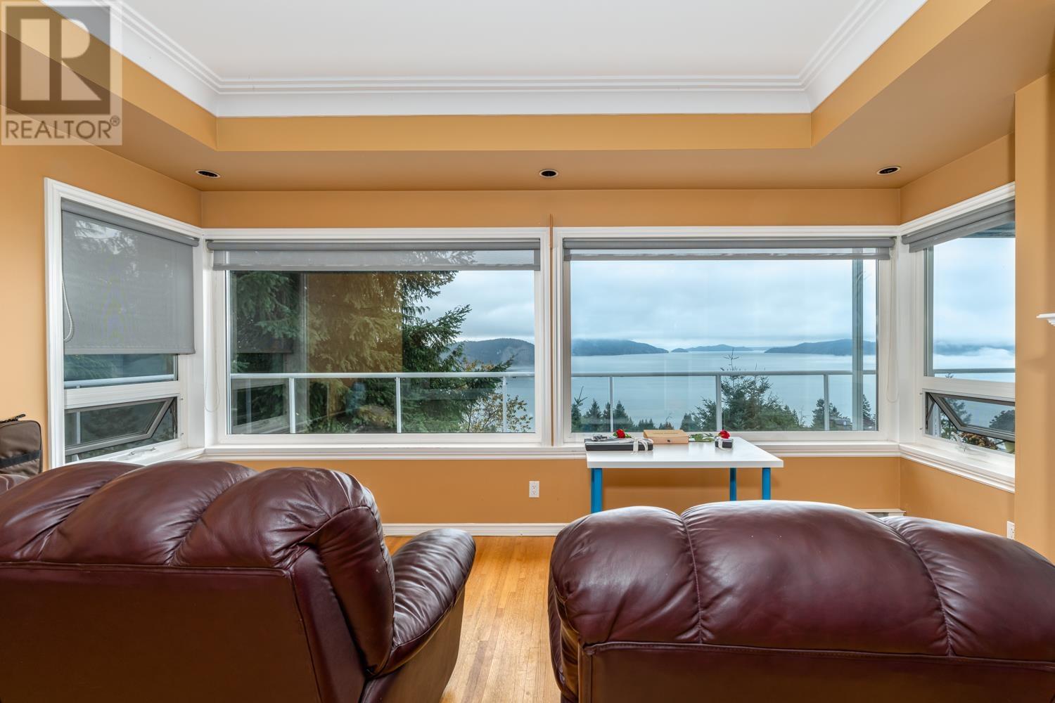 350 Kelvin Grove Way, Lions Bay, British Columbia  V0N 2E0 - Photo 7 - R2825686