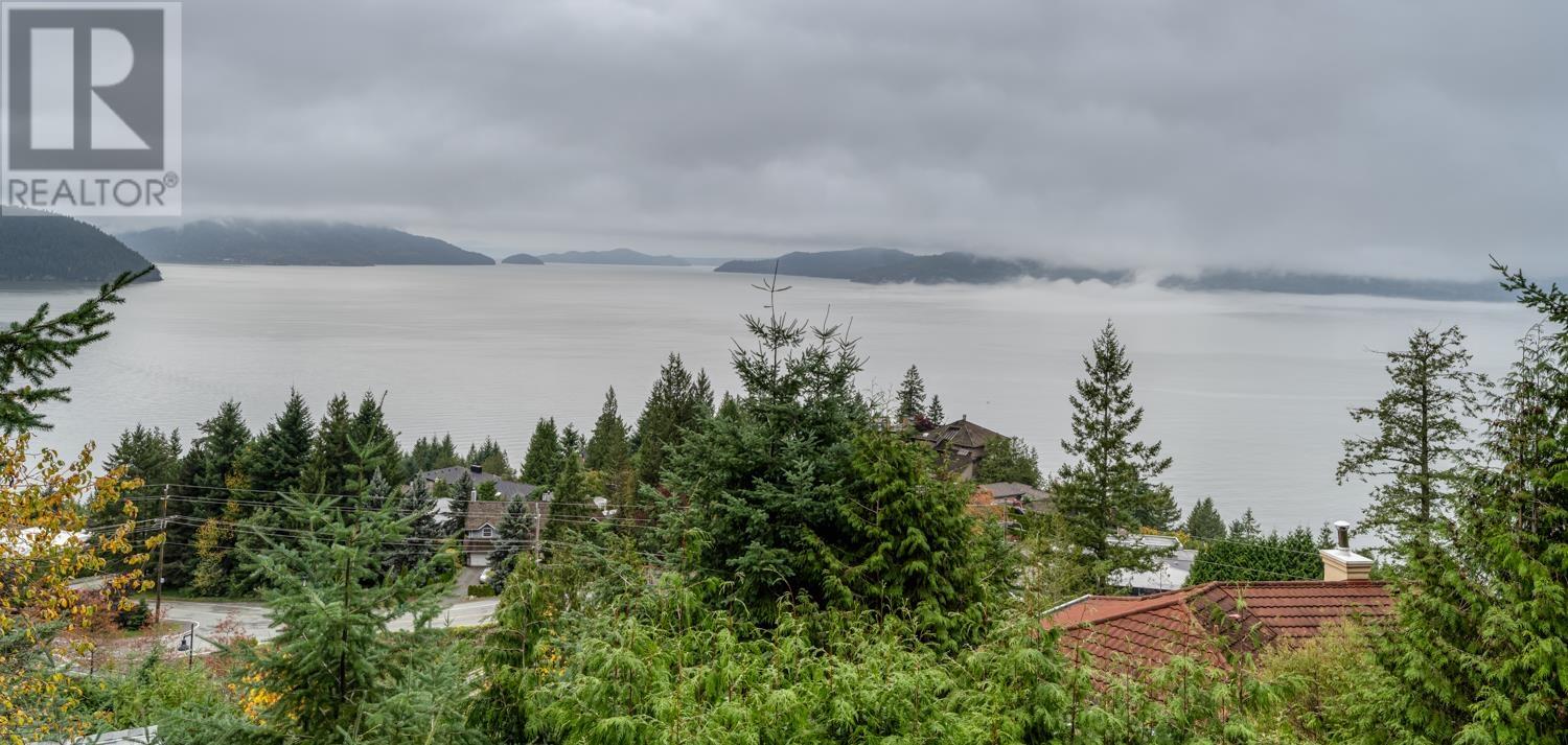 350 Kelvin Grove Way, Lions Bay, British Columbia  V0N 2E0 - Photo 19 - R2825686