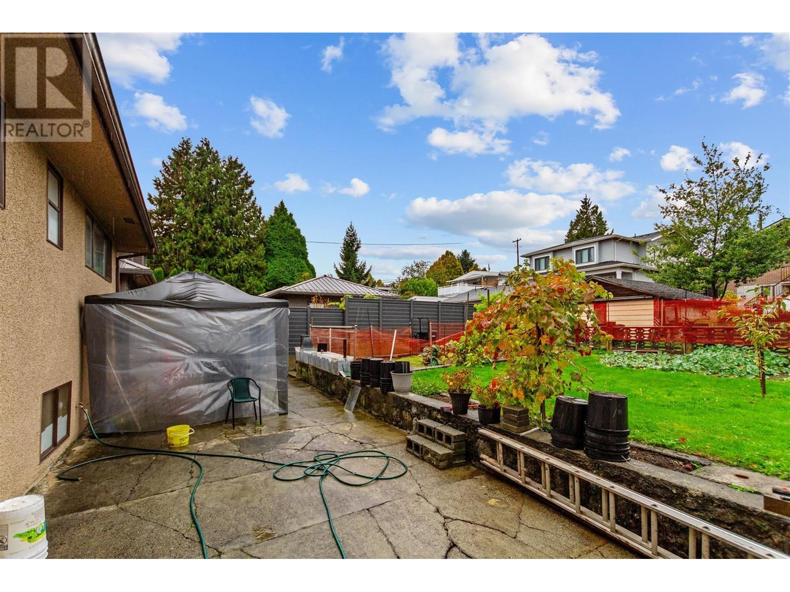 4917 Venables Street, Burnaby, British Columbia  V5B 1X8 - Photo 24 - R2826223