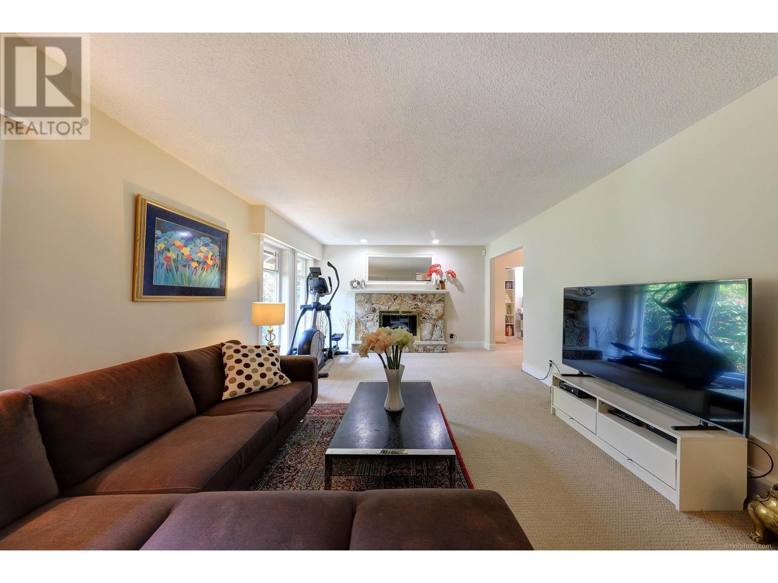 5411 Calderwood Crescent, Richmond, British Columbia  V7C 3G2 - Photo 4 - R2820362