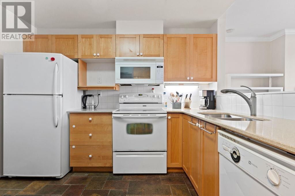 210 2020 Se Kent Avenue, Vancouver, British Columbia  V5P 4X1 - Photo 10 - R2819614