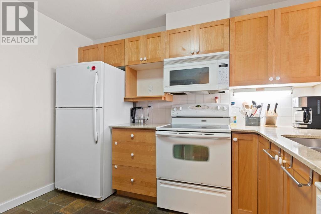 210 2020 Se Kent Avenue, Vancouver, British Columbia  V5P 4X1 - Photo 11 - R2819614