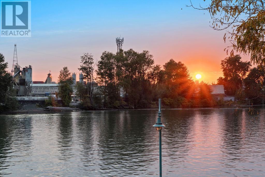 210 2020 Se Kent Avenue, Vancouver, British Columbia  V5P 4X1 - Photo 25 - R2819614