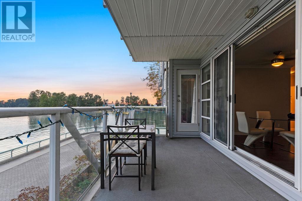 210 2020 Se Kent Avenue, Vancouver, British Columbia  V5P 4X1 - Photo 23 - R2819614