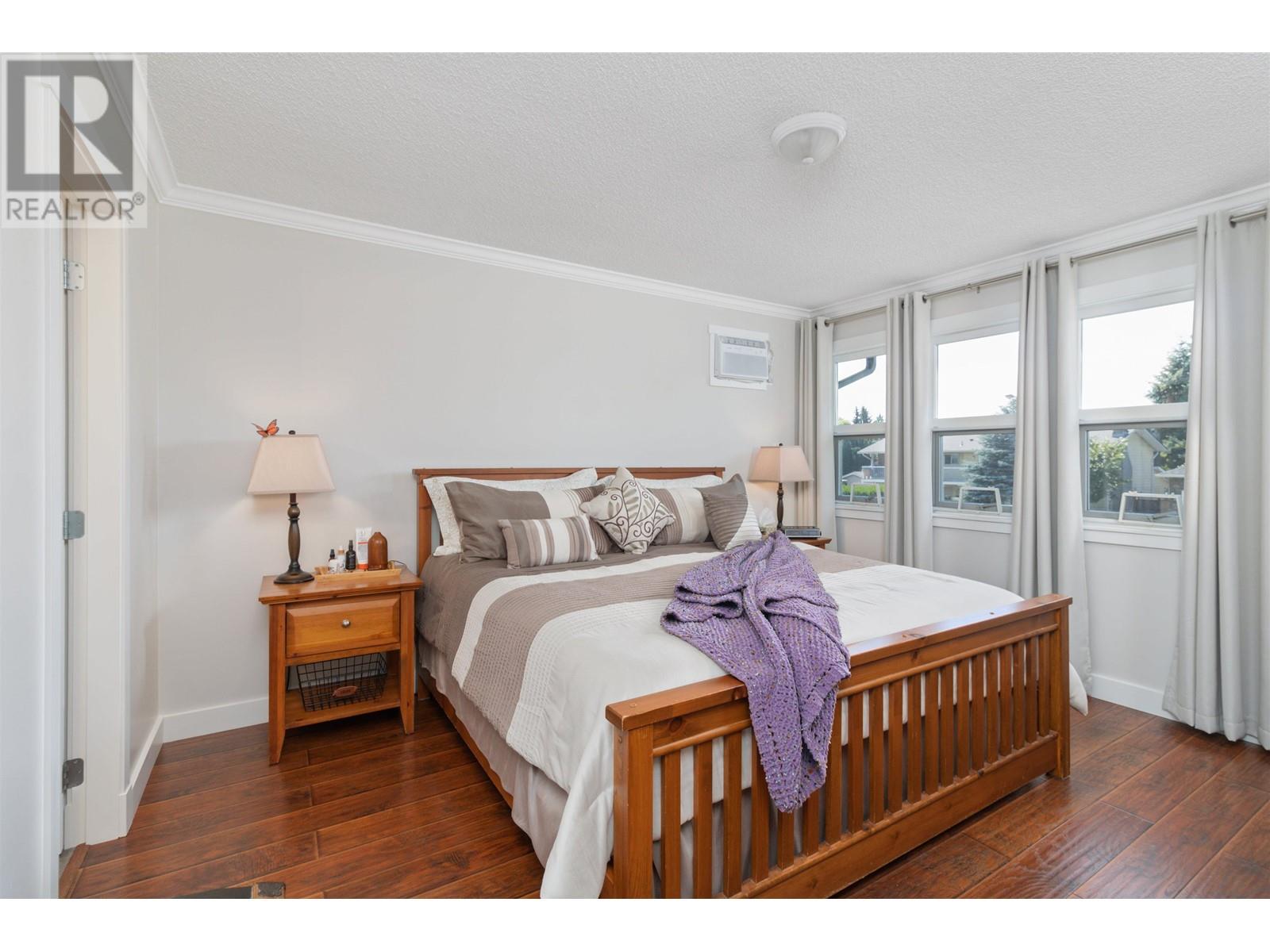 12048 189a Street, Pitt Meadows, British Columbia  V3Y 1W6 - Photo 14 - R2818103