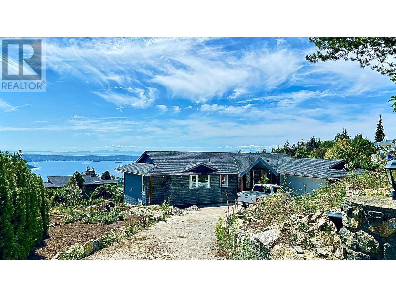 1138 Eyremount Drive, West Vancouver, British Columbia  V7S 2C5 - Photo 33 - R2824376