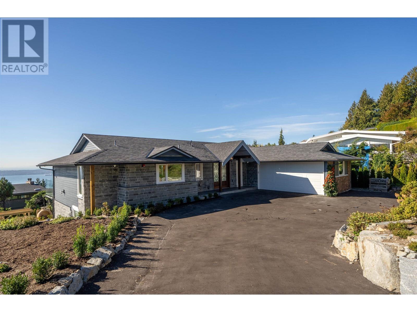 1138 Eyremount Drive, West Vancouver, British Columbia  V7S 2C5 - Photo 34 - R2824376