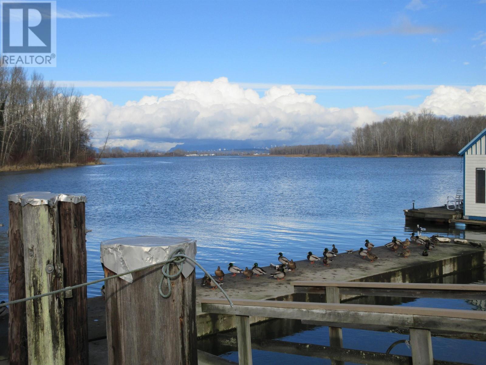 4515 W River Road, Delta, British Columbia  V4K 1R9 - Photo 2 - R2820430