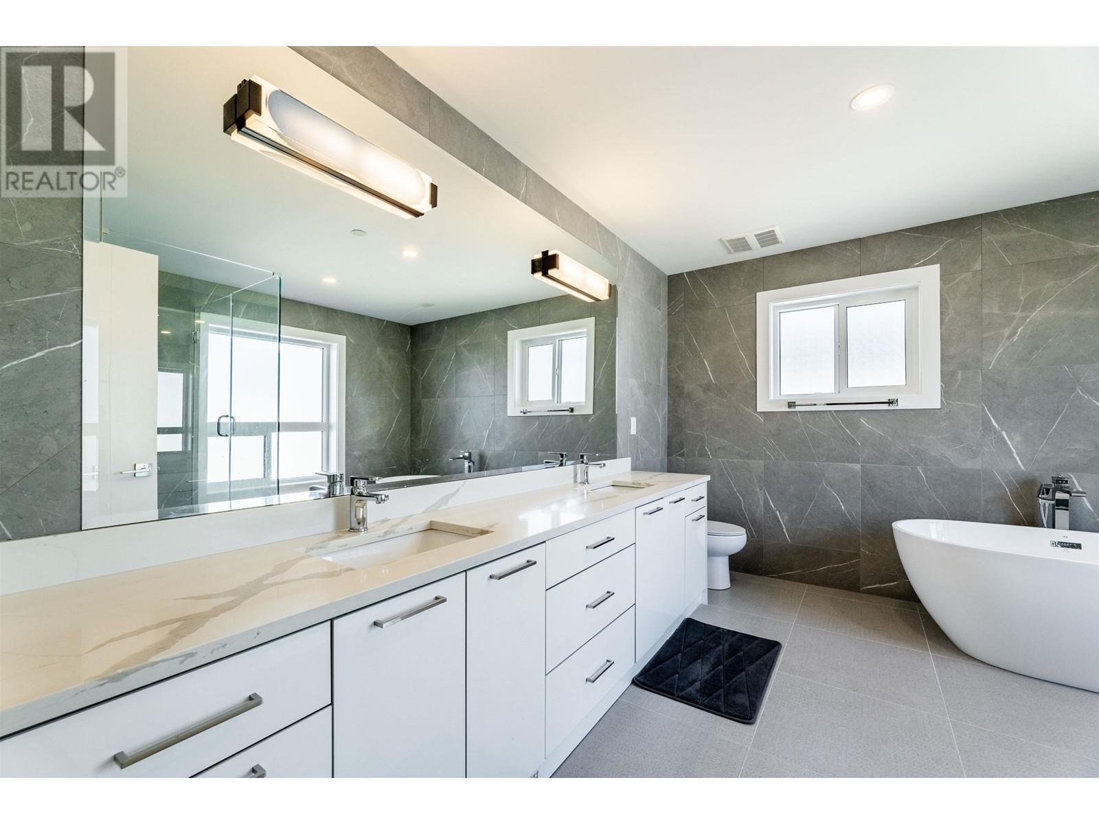 23065 117 Avenue, Maple Ridge, British Columbia  V2X 2K3 - Photo 26 - R2826379