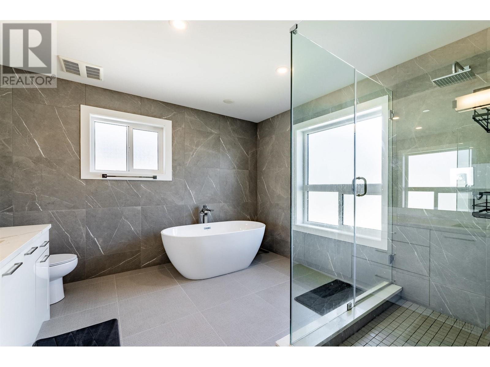 23065 117 Avenue, Maple Ridge, British Columbia  V2X 2K3 - Photo 27 - R2826379