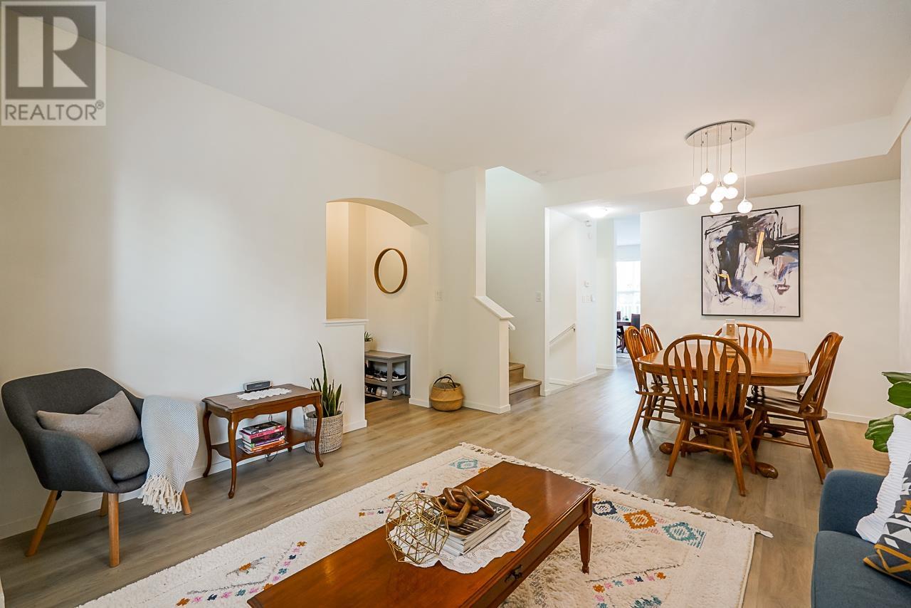 38 6736 Southpoint Drive, Burnaby, British Columbia  V3N 0A4 - Photo 4 - R2825097