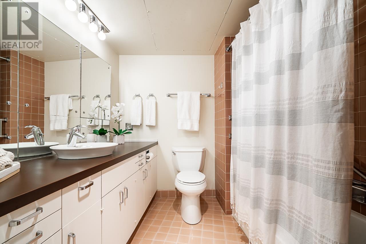 1005 2135 Argyle Avenue, West Vancouver, British Columbia  V7V 1A5 - Photo 19 - R2822606