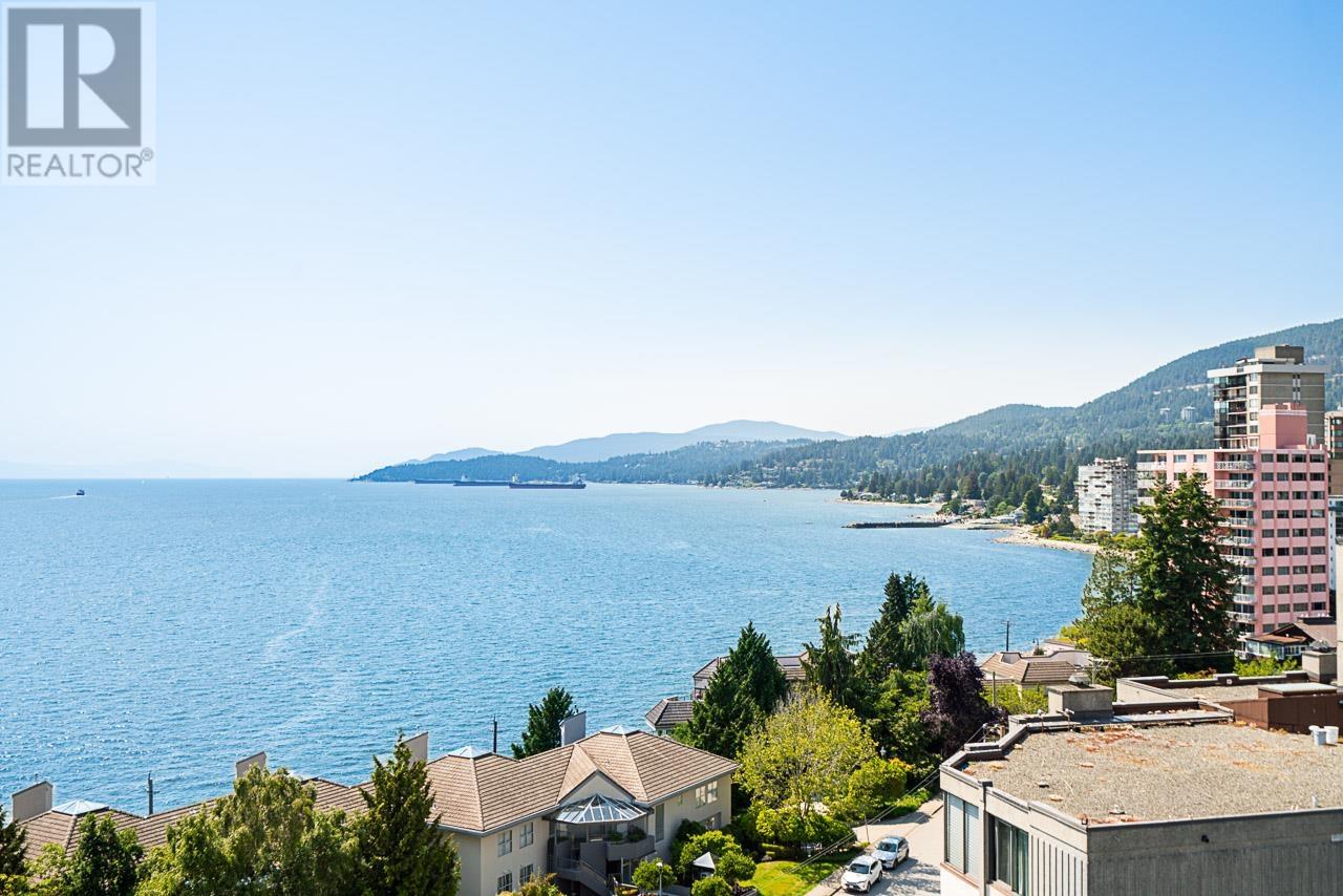 1005 2135 Argyle Avenue, West Vancouver, British Columbia  V7V 1A5 - Photo 3 - R2822606