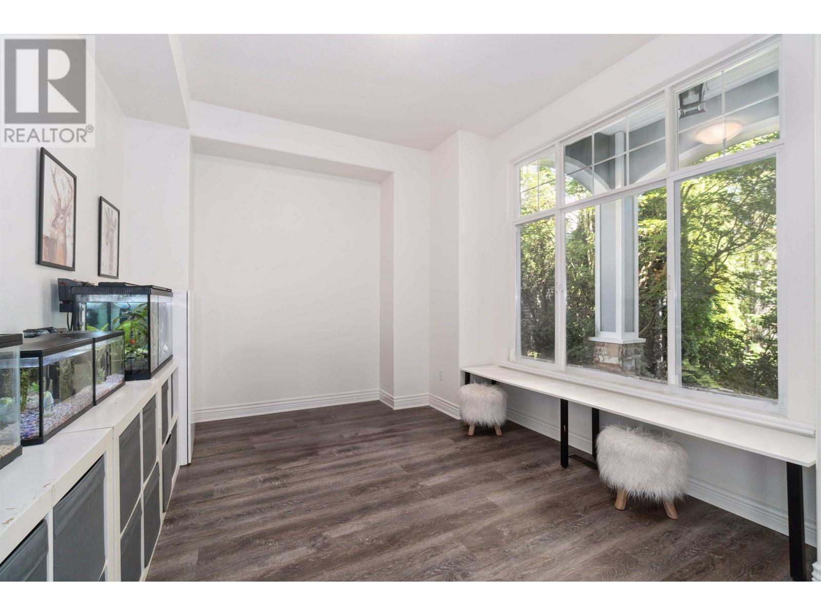 1722 Paddock Drive, Coquitlam, British Columbia  V3E 3N8 - Photo 14 - R2816827