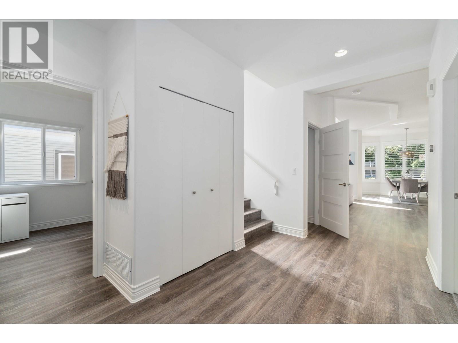 1722 Paddock Drive, Coquitlam, British Columbia  V3E 3N8 - Photo 18 - R2816827