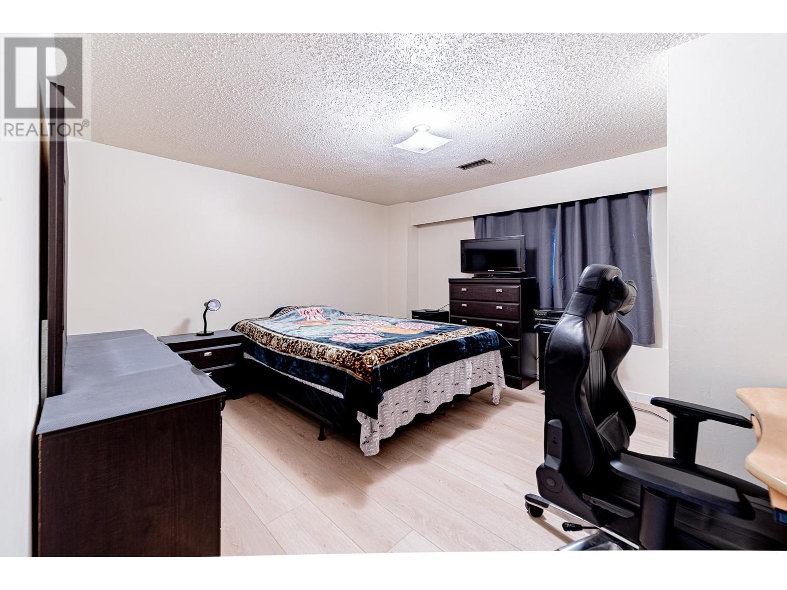 1966 E Georgia Street, Vancouver, British Columbia  V5L 2B8 - Photo 16 - R2825069