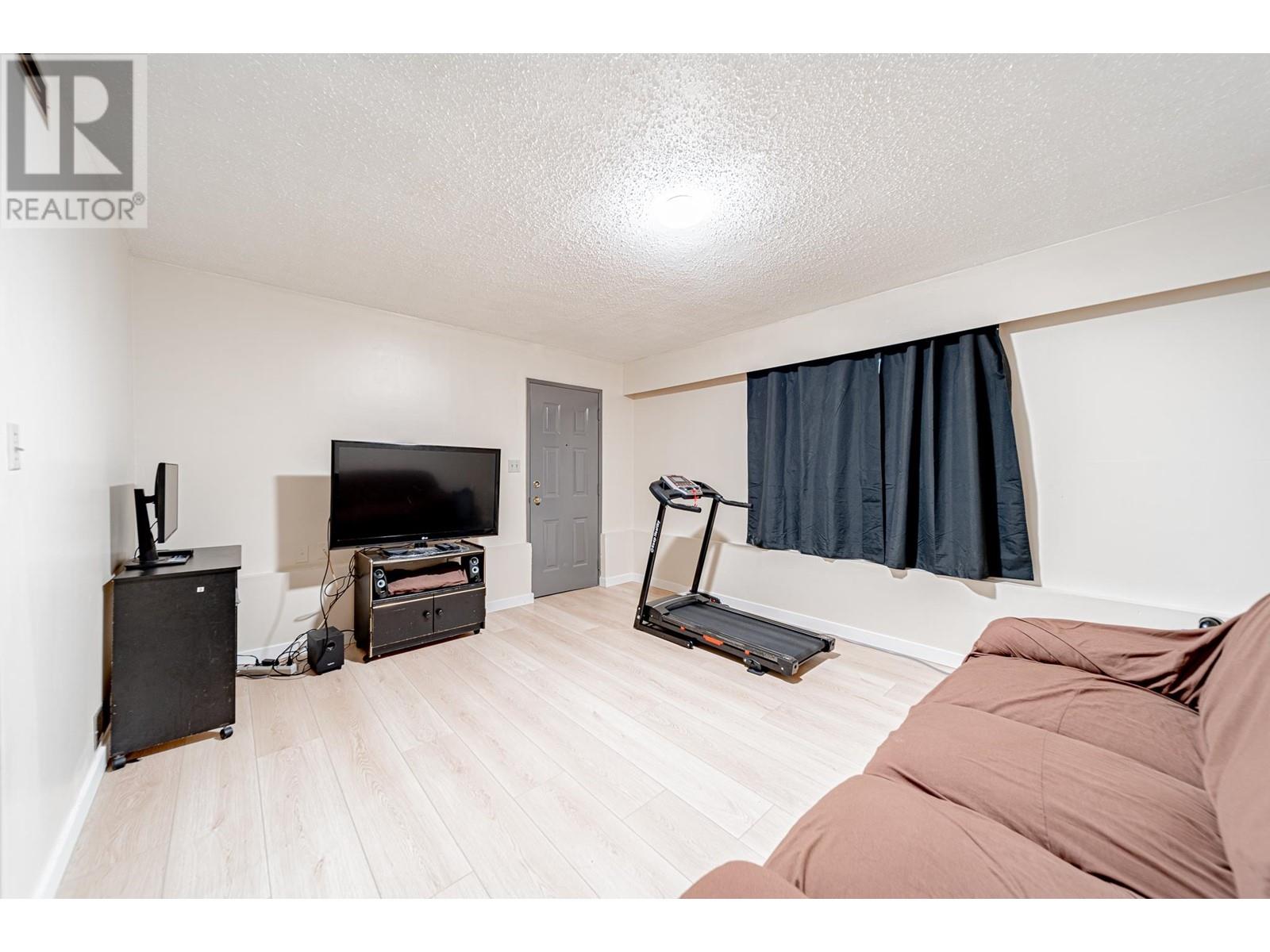 1966 E Georgia Street, Vancouver, British Columbia  V5L 2B8 - Photo 15 - R2825069