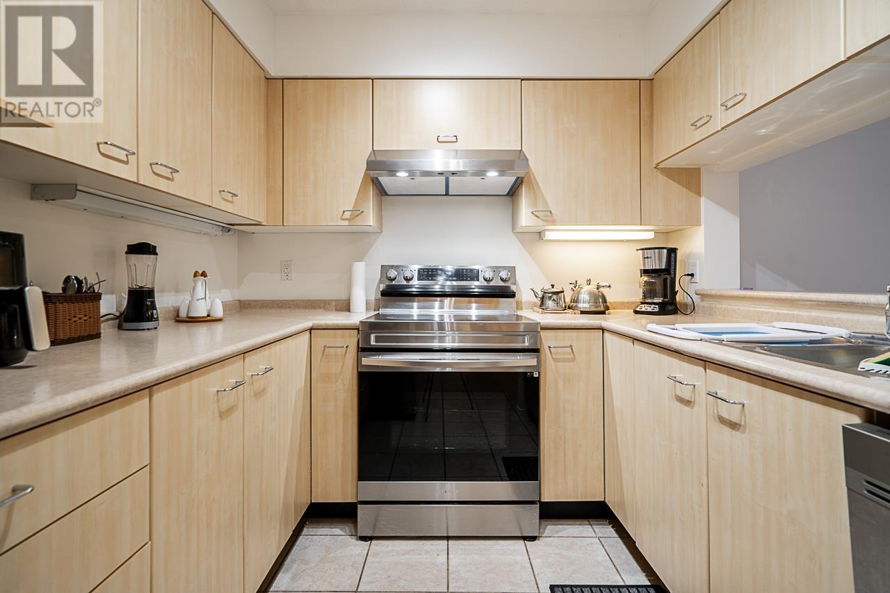402 1148 Heffley Crescent, Coquitlam, British Columbia  V3B 8A6 - Photo 10 - R2825443