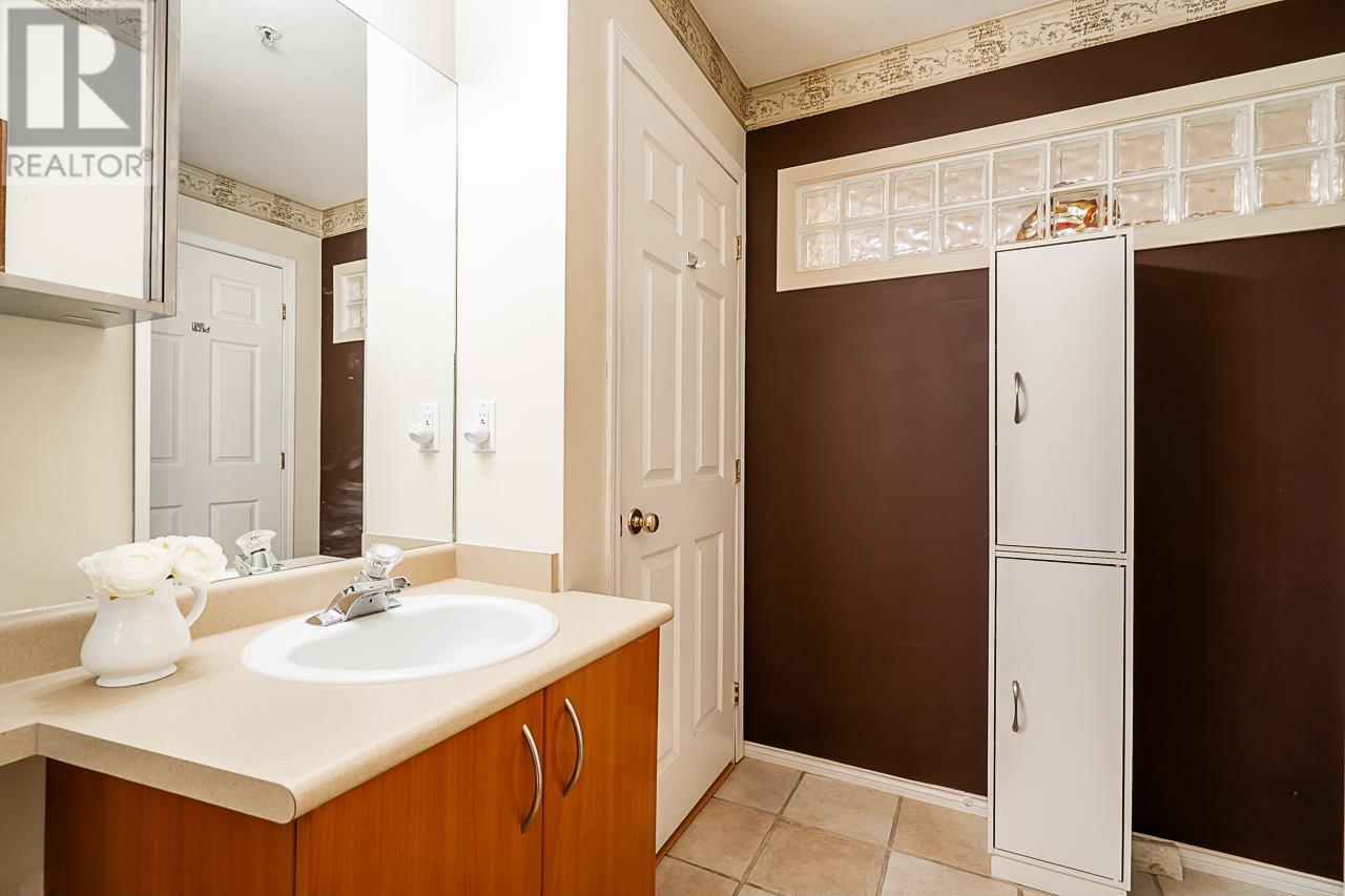 404 155 E 3rd Street, North Vancouver, British Columbia  V7L 1E5 - Photo 20 - R2826735