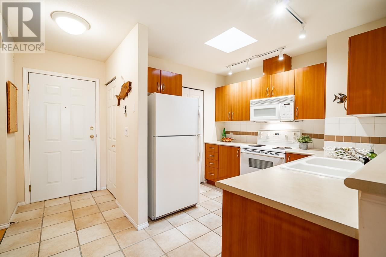 404 155 E 3rd Street, North Vancouver, British Columbia  V7L 1E5 - Photo 22 - R2826735
