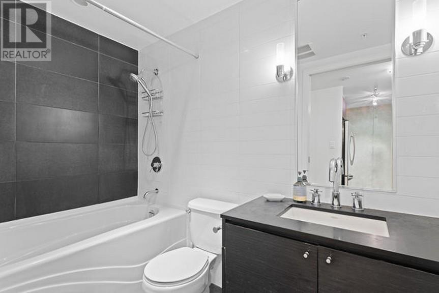 305 988 Richards Street, Vancouver, British Columbia  V6B 8R2 - Photo 16 - R2826741