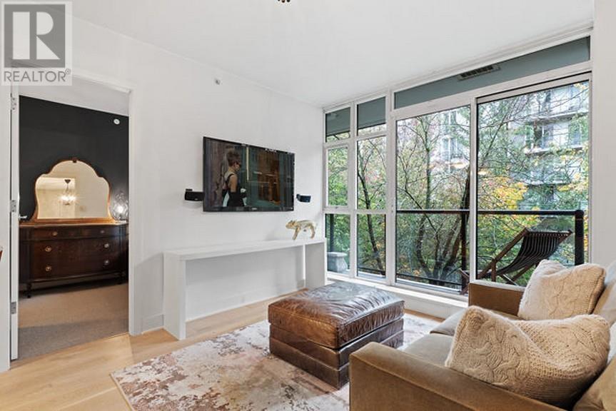 305 988 Richards Street, Vancouver, British Columbia  V6B 8R2 - Photo 4 - R2826741