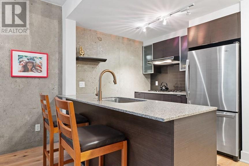 305 988 Richards Street, Vancouver, British Columbia  V6B 8R2 - Photo 8 - R2826741