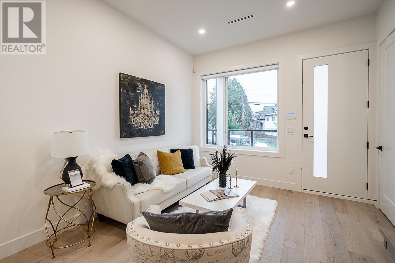 3041 School Avenue, Vancouver, British Columbia  V5R 5M6 - Photo 3 - R2826109