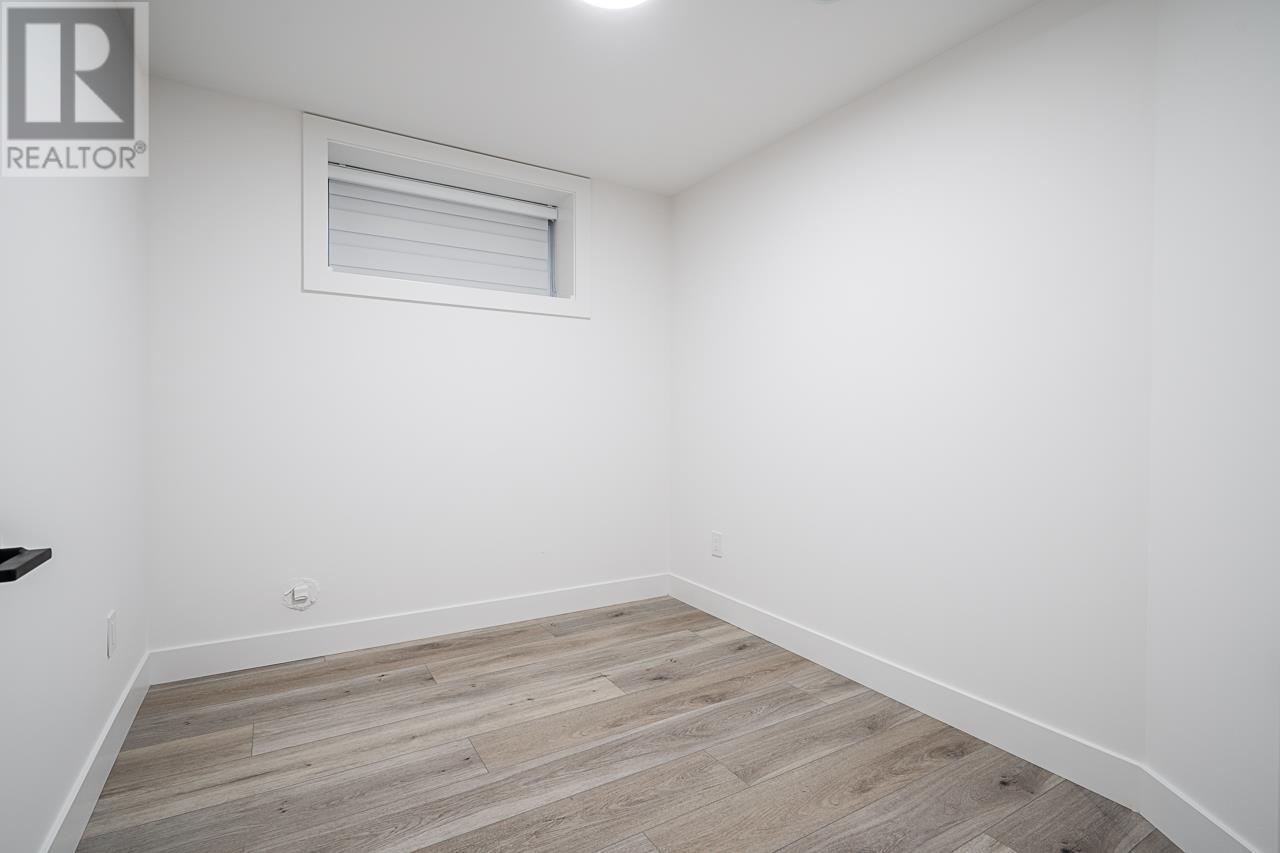 3041 School Avenue, Vancouver, British Columbia  V5R 5M6 - Photo 27 - R2826109