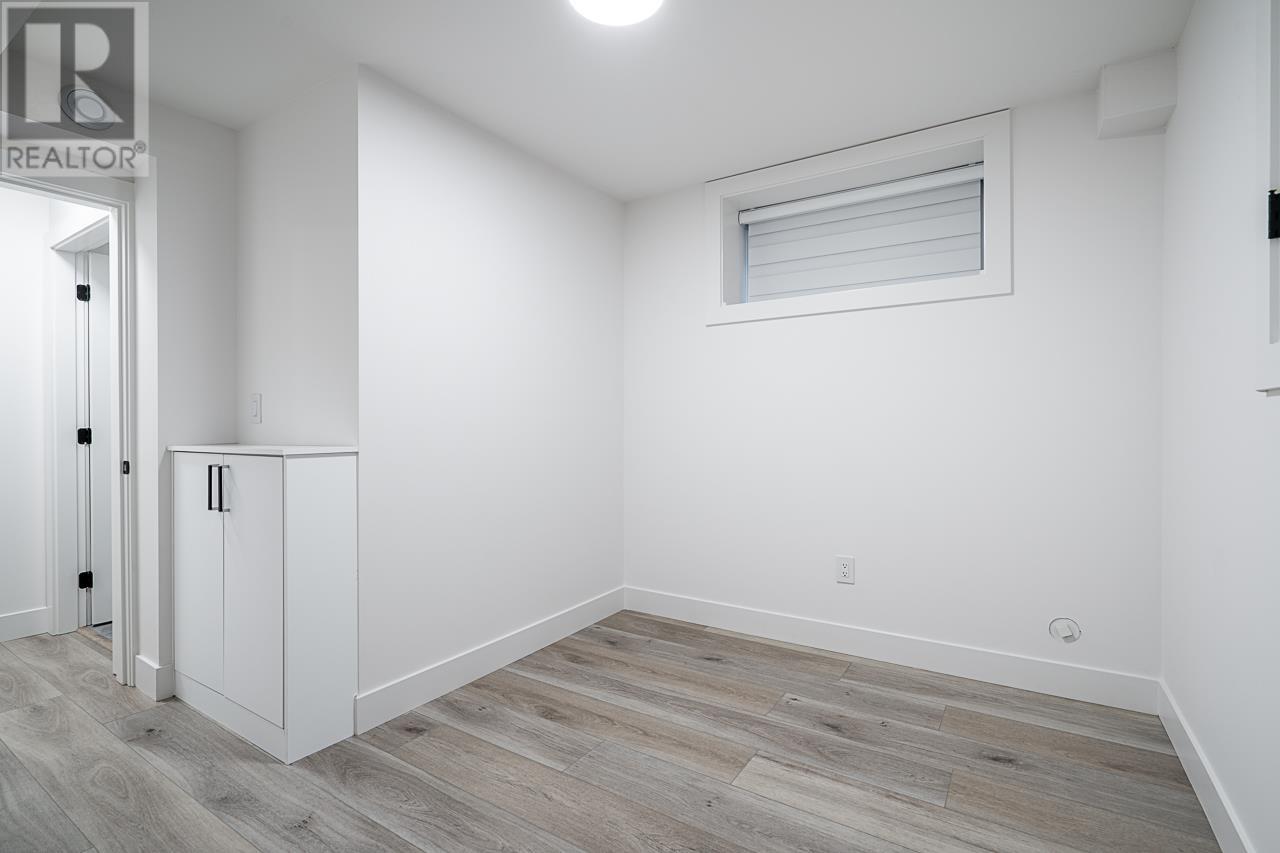 3041 School Avenue, Vancouver, British Columbia  V5R 5M6 - Photo 23 - R2826109