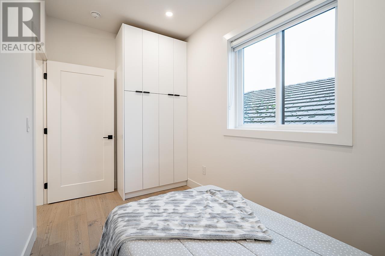 3041 School Avenue, Vancouver, British Columbia  V5R 5M6 - Photo 18 - R2826109