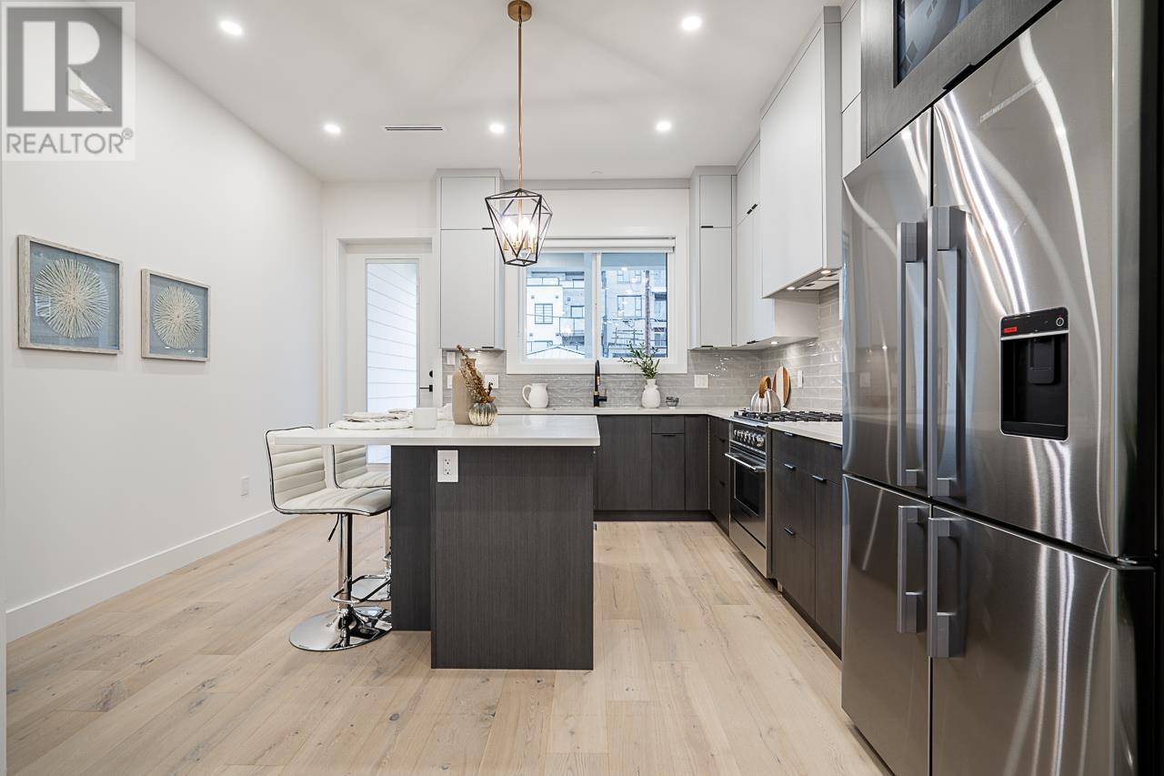 3041 School Avenue, Vancouver, British Columbia  V5R 5M6 - Photo 6 - R2826109