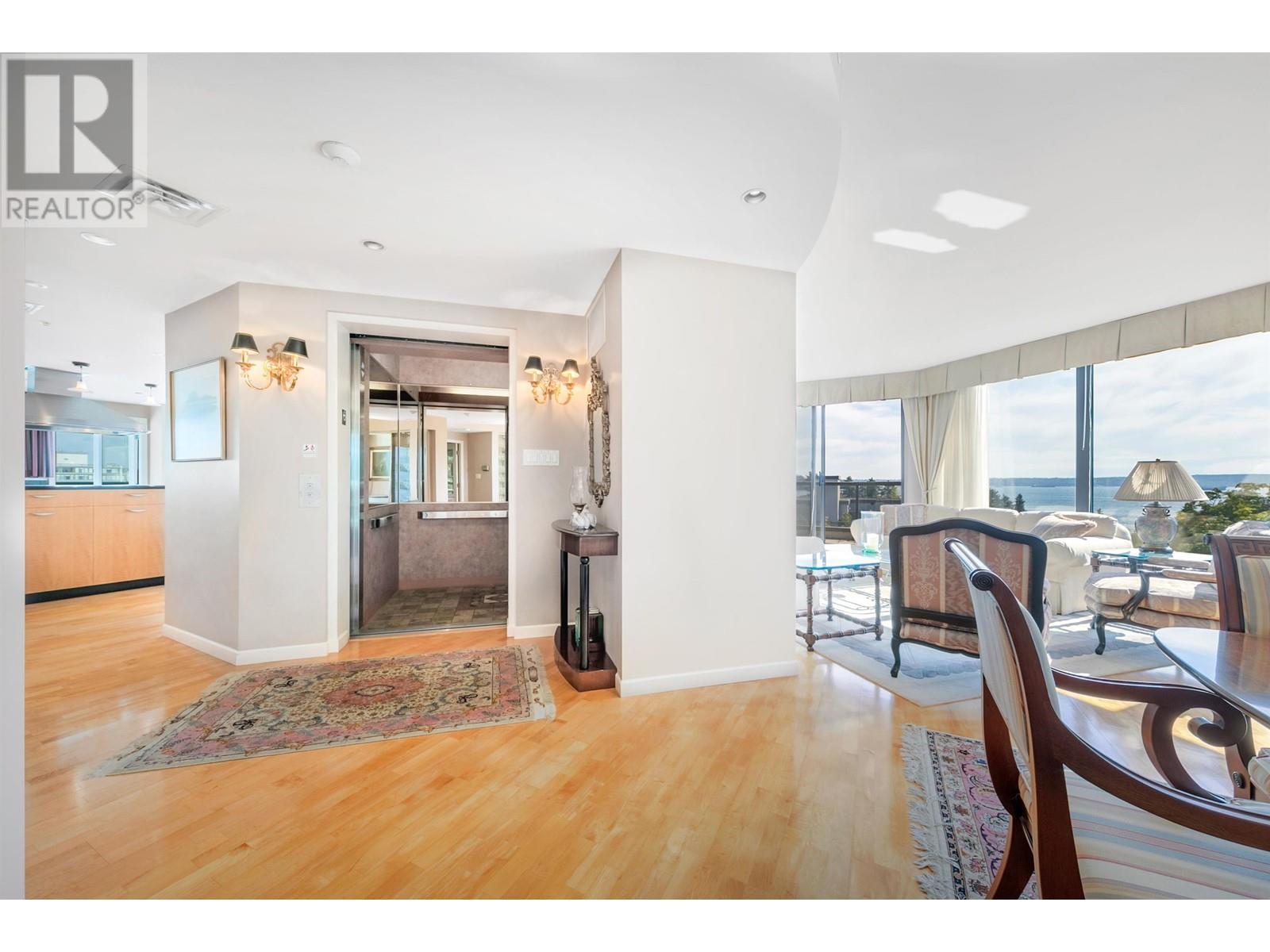 600 1689 Duchess Avenue, West Vancouver, British Columbia  V7V 1P7 - Photo 8 - R2814072