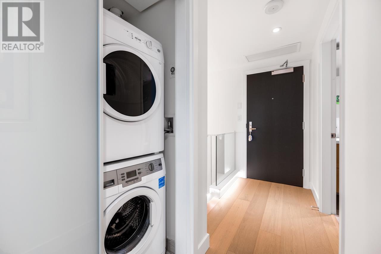 1577 W 57th Avenue, Vancouver, British Columbia  V6P 0H7 - Photo 14 - R2825635