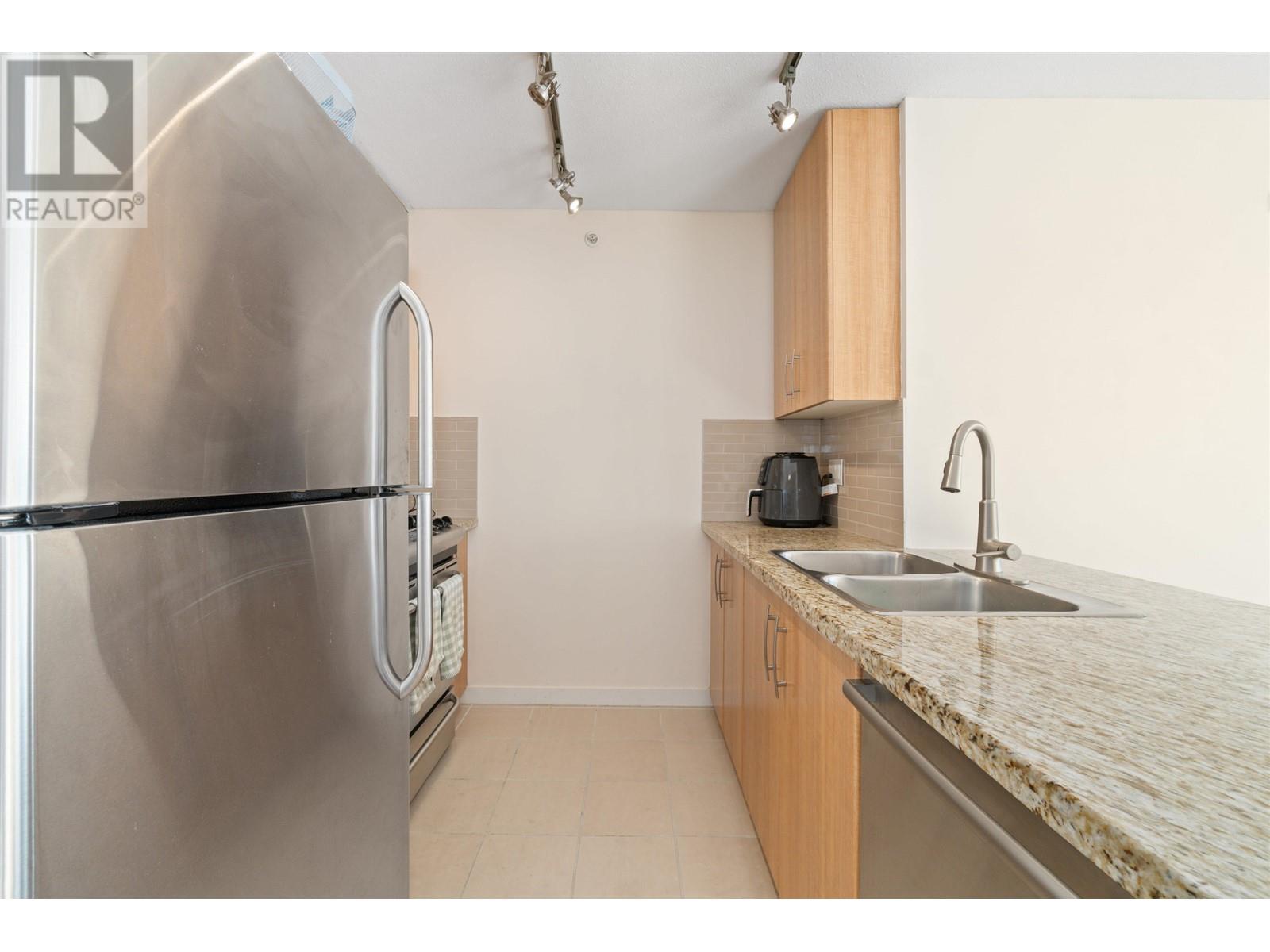 2109 651 Nootka Way, Port Moody, British Columbia  V3H 0A1 - Photo 7 - R2826807