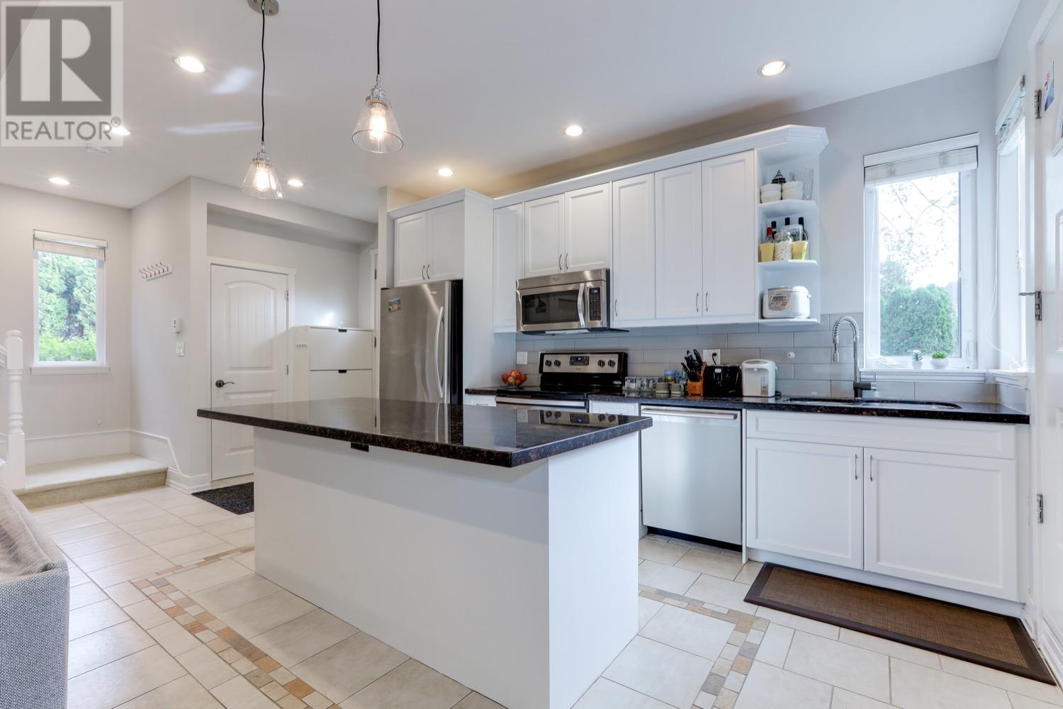 602 W Keith Road, North Vancouver, British Columbia  V7M 1M6 - Photo 11 - R2826844