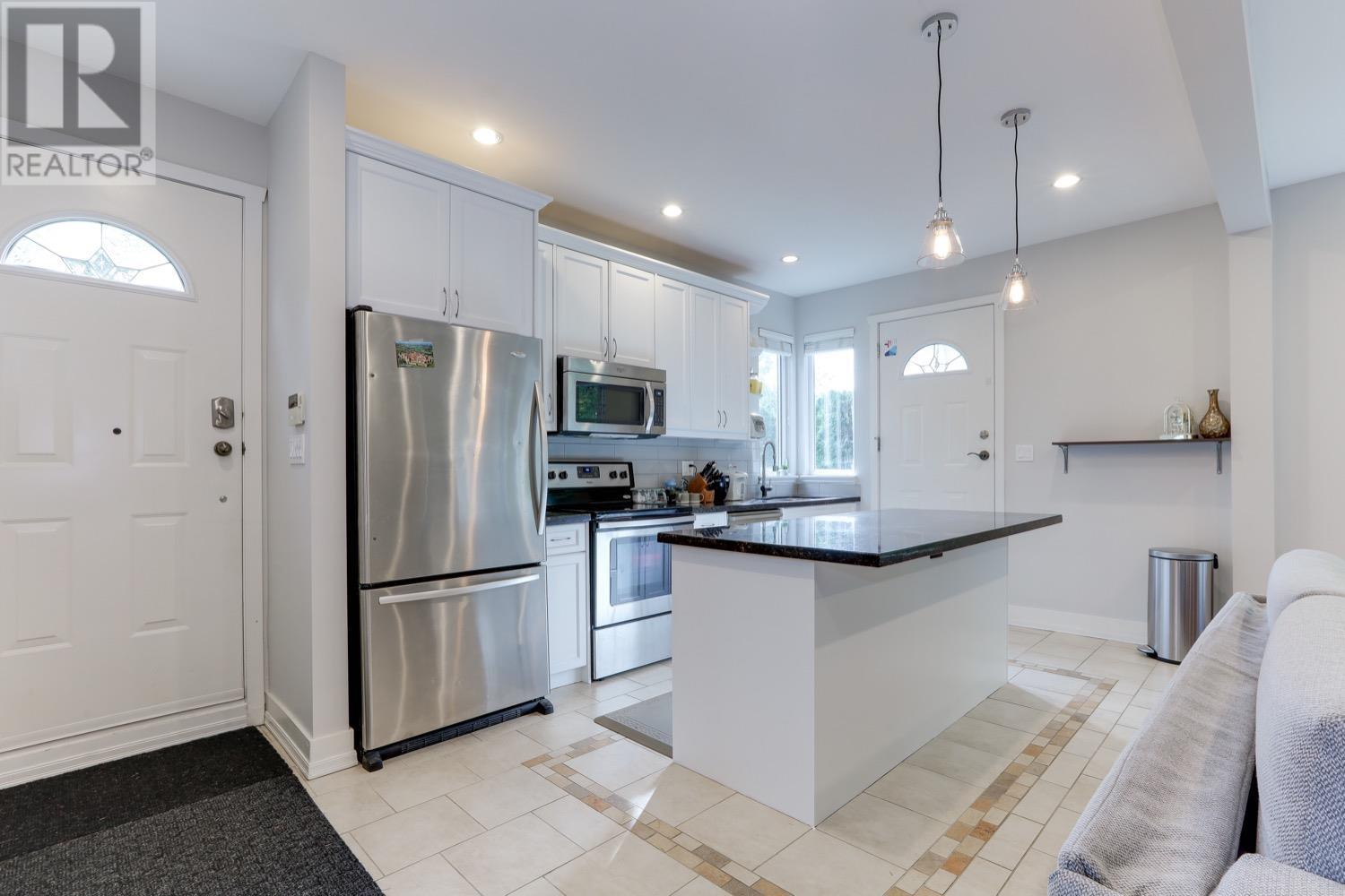 602 W Keith Road, North Vancouver, British Columbia  V7M 1M6 - Photo 8 - R2826844