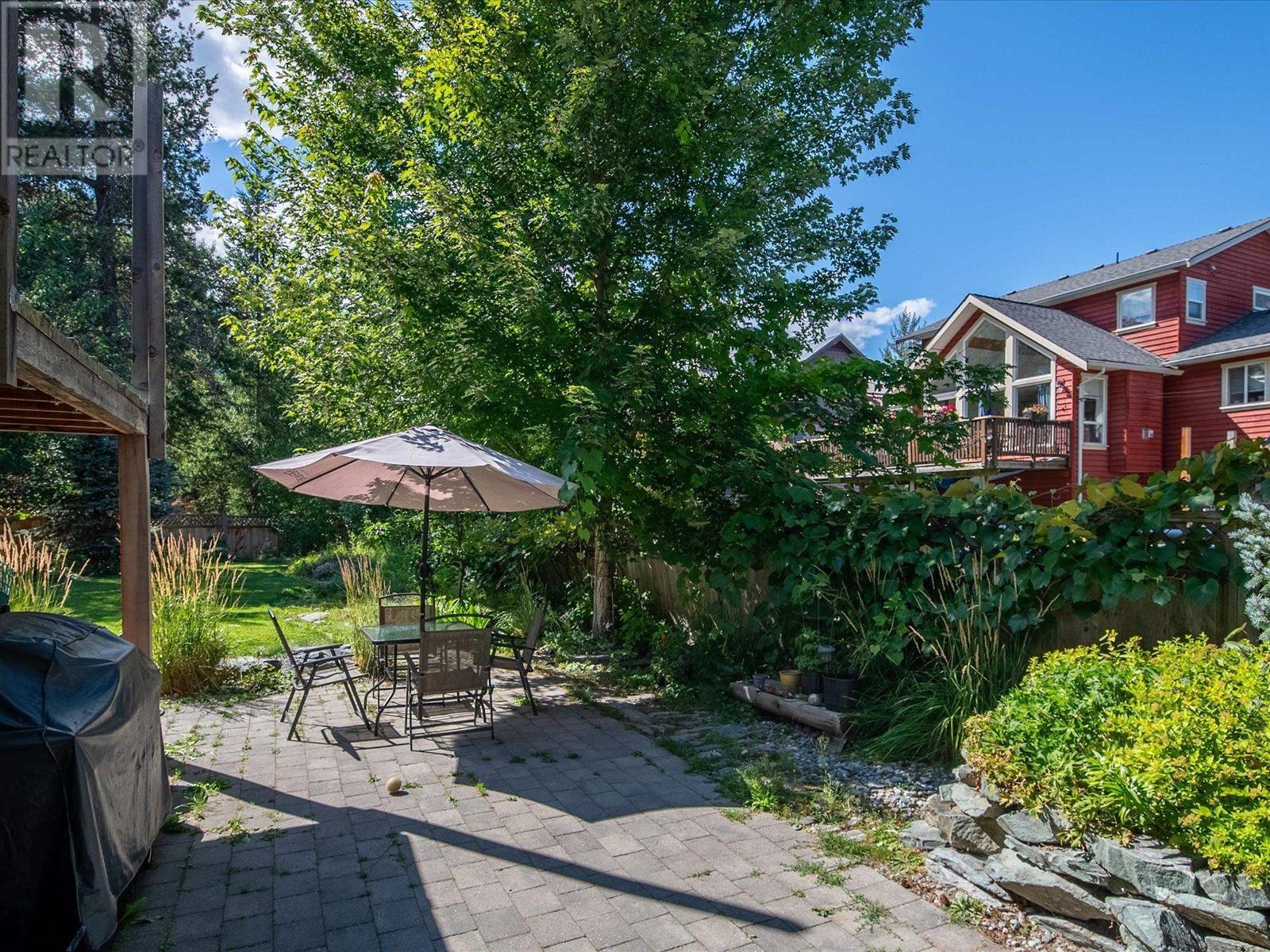 1465 Laburnum Street, Pemberton, British Columbia  V0N 2L0 - Photo 23 - R2804933