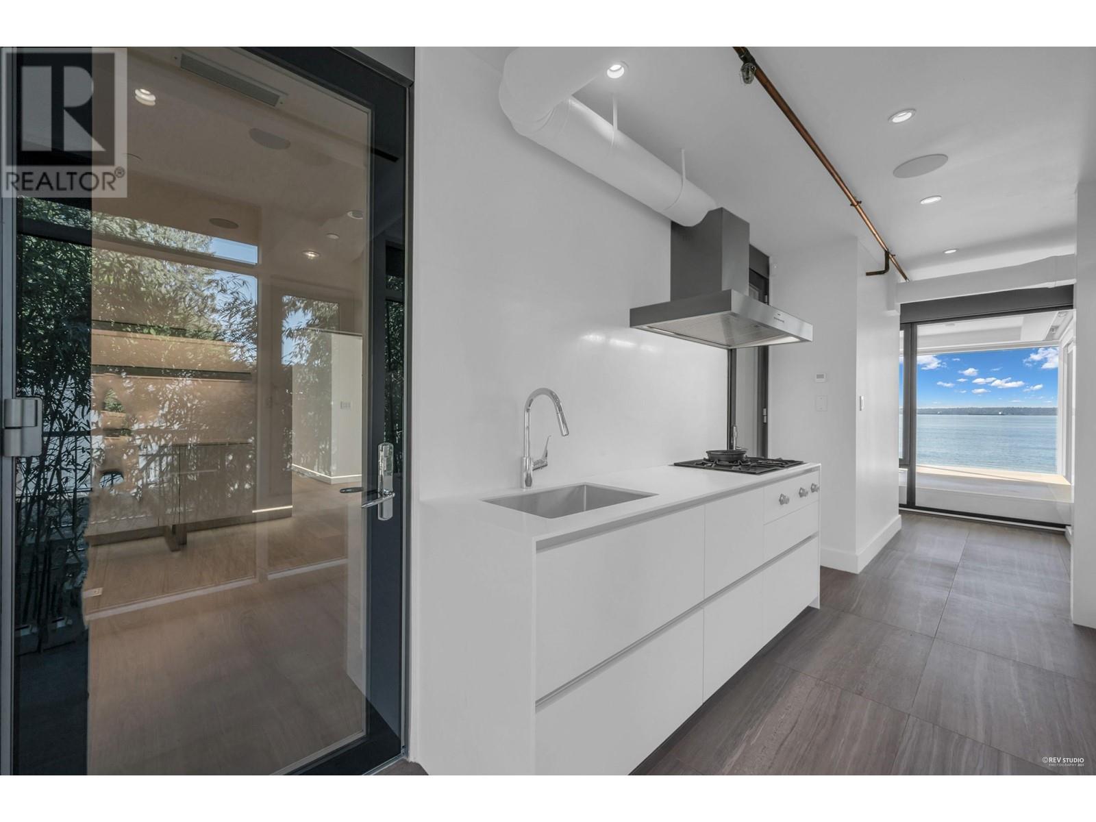 166 28th Street, West Vancouver, British Columbia  V7V 4L5 - Photo 13 - R2826777