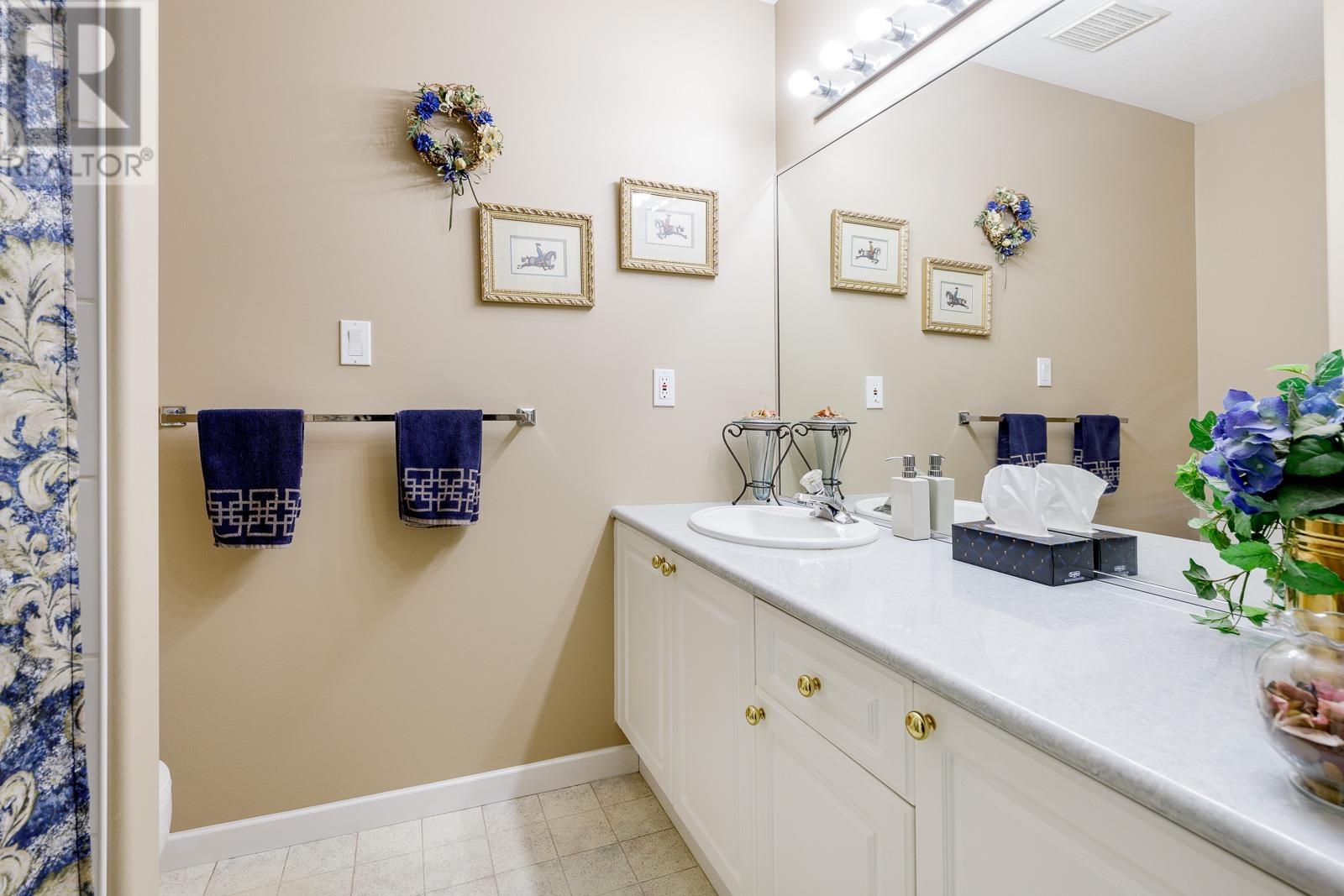 2927 Pinetree Close, Coquitlam, British Columbia  V3E 2Z5 - Photo 36 - R2826787