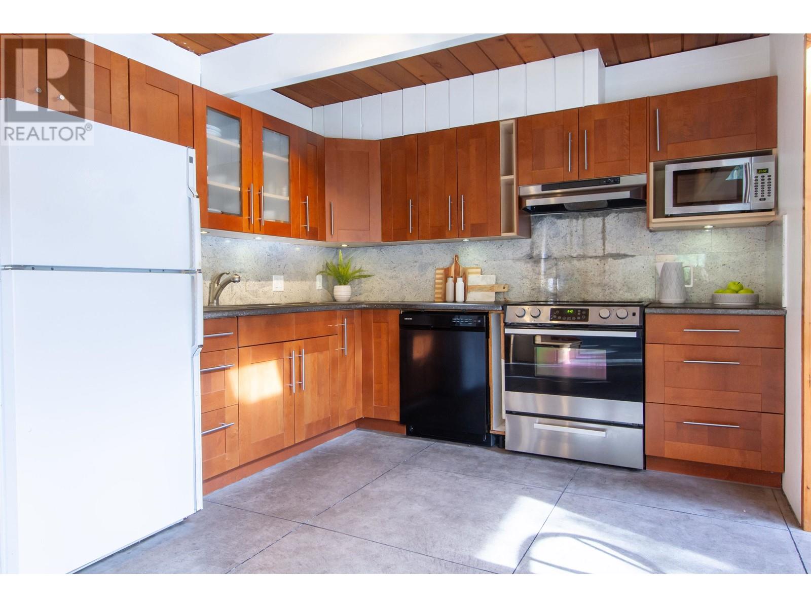 41523 Rae Road, Squamish, British Columbia  V0N 1H0 - Photo 19 - R2826806