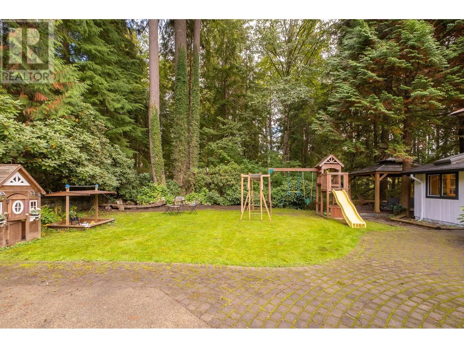 2529 Hyannis Point, North Vancouver, British Columbia  V7H 1R9 - Photo 27 - R2826796