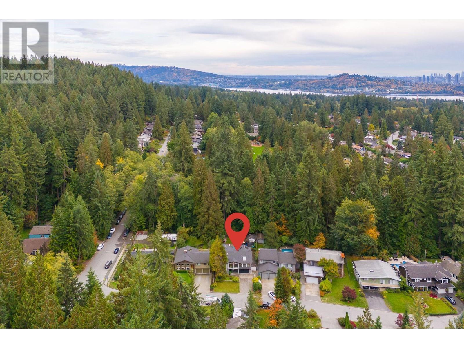 2529 Hyannis Point, North Vancouver, British Columbia  V7H 1R9 - Photo 35 - R2826796