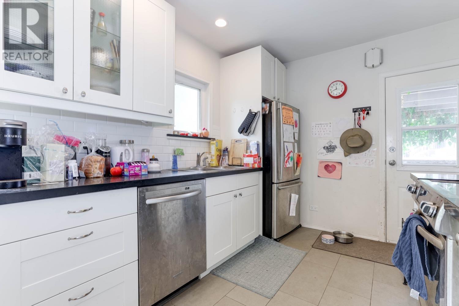 1338 E 37th Avenue, Vancouver, British Columbia  V5W 1G5 - Photo 11 - R2826849