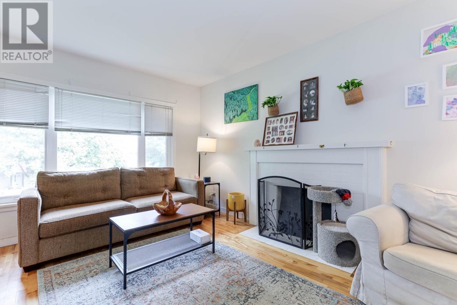1338 E 37th Avenue, Vancouver, British Columbia  V5W 1G5 - Photo 6 - R2826849