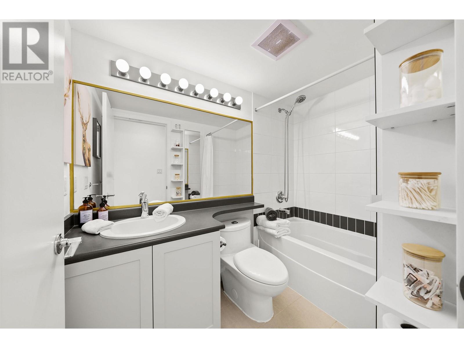 609 688 Abbott Street, Vancouver, British Columbia  V6B 0B9 - Photo 23 - R2825733