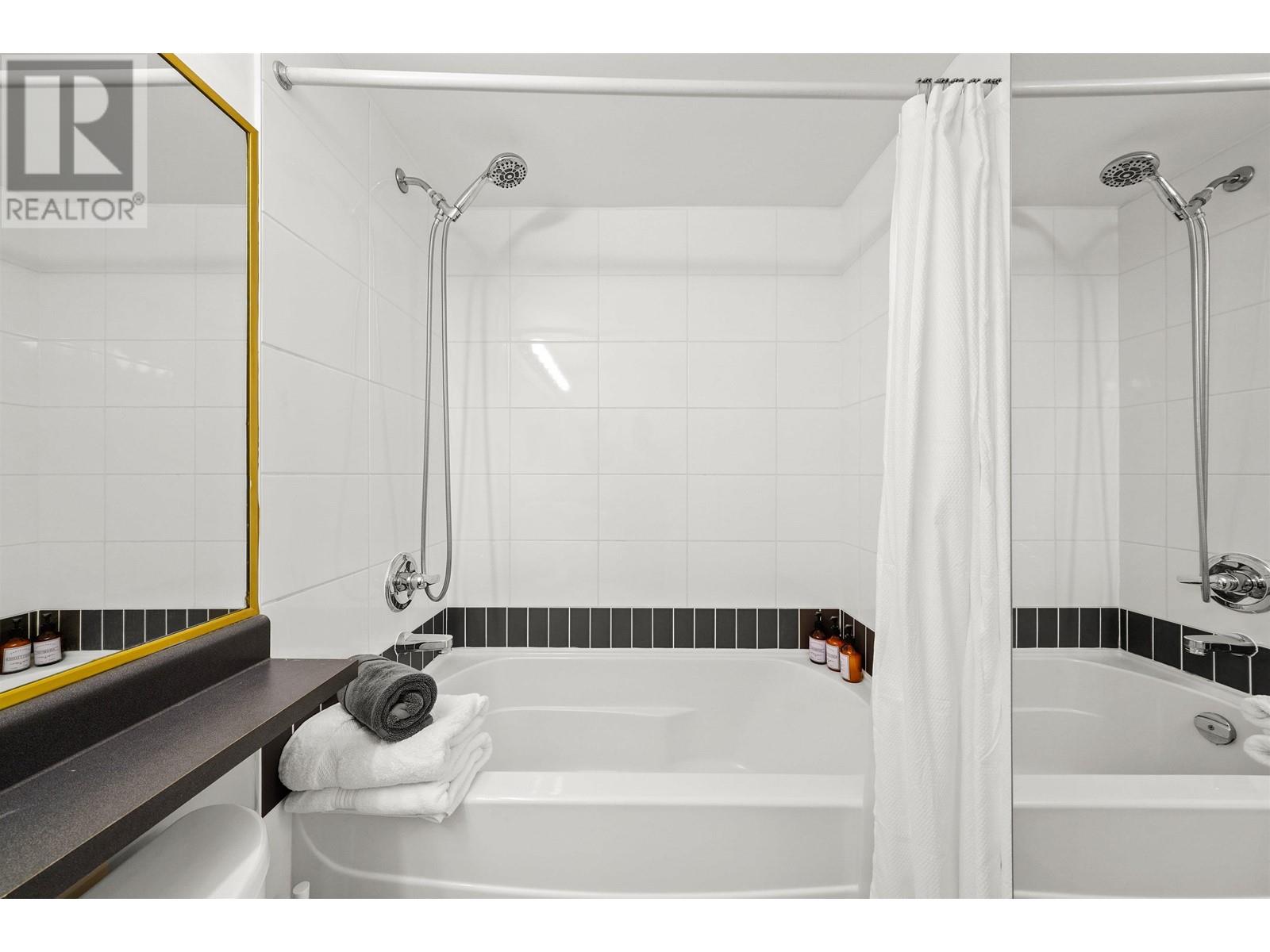 609 688 Abbott Street, Vancouver, British Columbia  V6B 0B9 - Photo 24 - R2825733