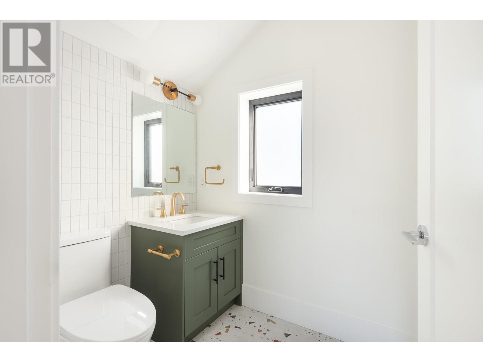 2857 Wall Street, Vancouver, British Columbia  V5K 1B1 - Photo 14 - R2826150