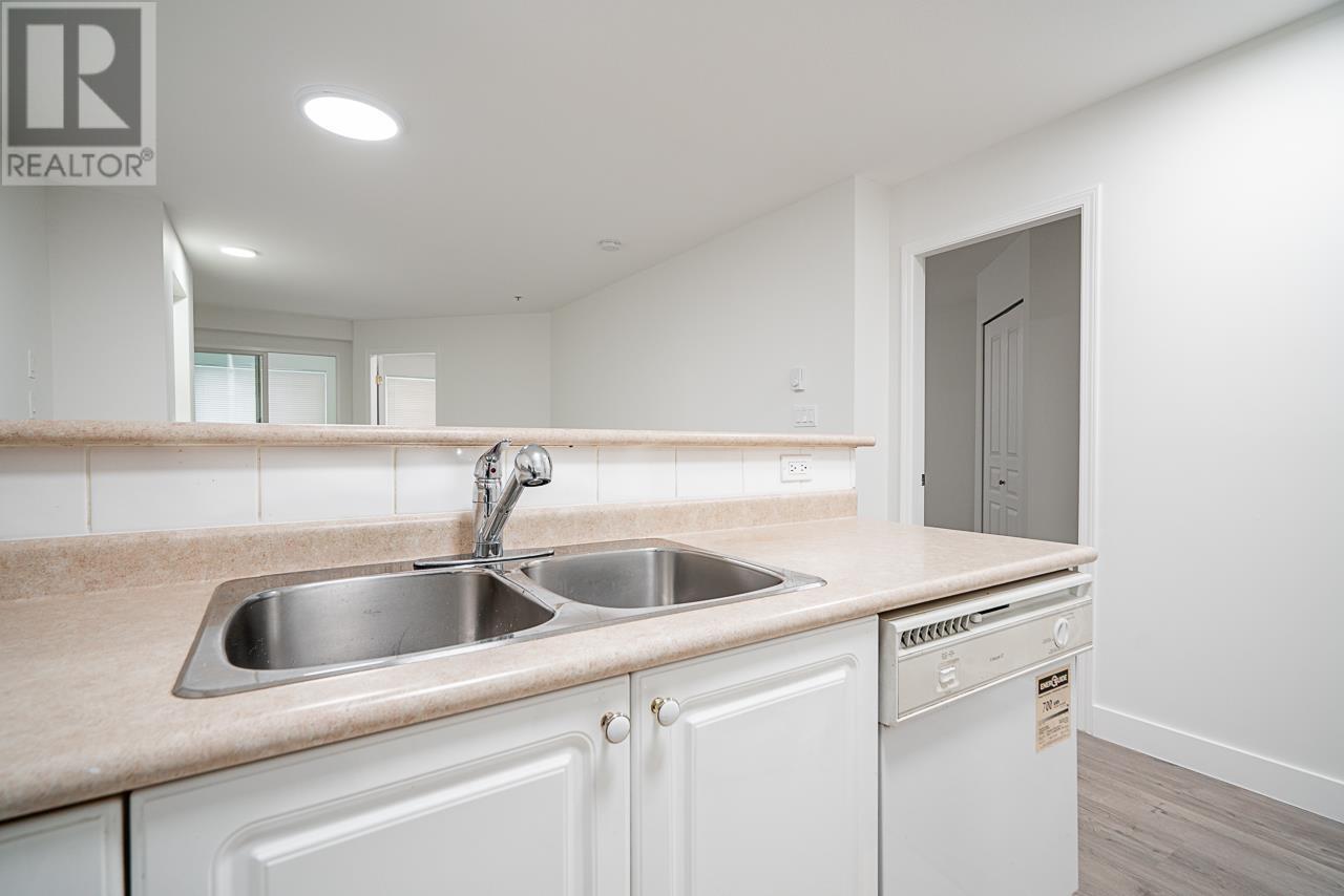 311 760 Kingsway, Vancouver, British Columbia  V5V 3C1 - Photo 7 - R2826711
